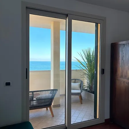 Almare - Attico Sul Mare * Cupra Marittima
