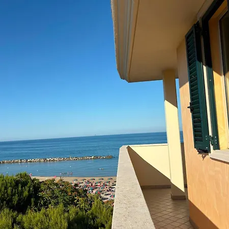 Almare - Attico Sul Mare * Cupra Marittima